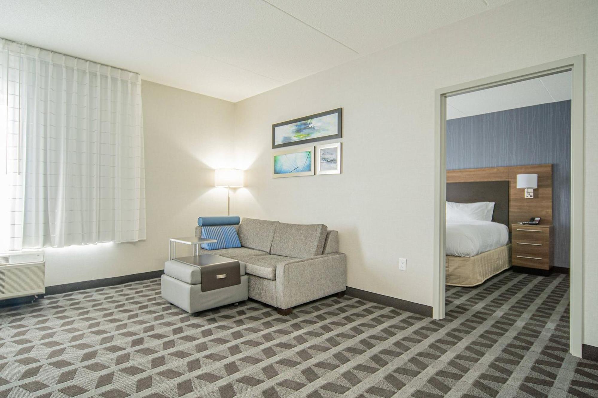 Towneplace Suites By Marriott Brantford And Conference Centre Zewnętrze zdjęcie
