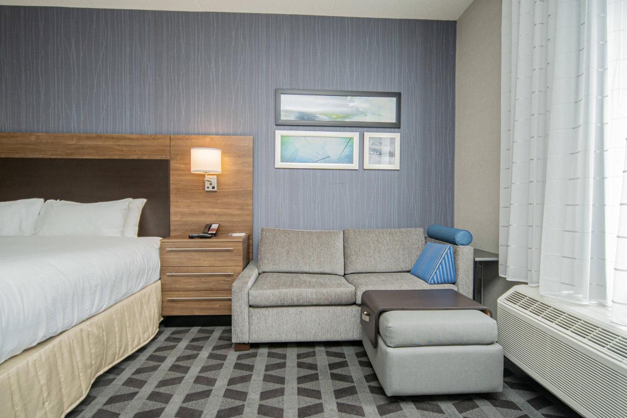 Towneplace Suites By Marriott Brantford And Conference Centre Zewnętrze zdjęcie